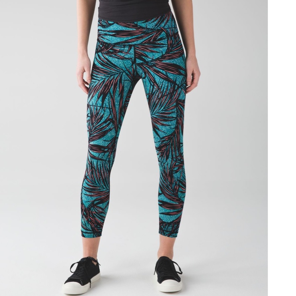 Lululemon High Times Leggings, Tropical Palm Lace Tofino Teal Multi, Size 8 - Picture 11 of 11